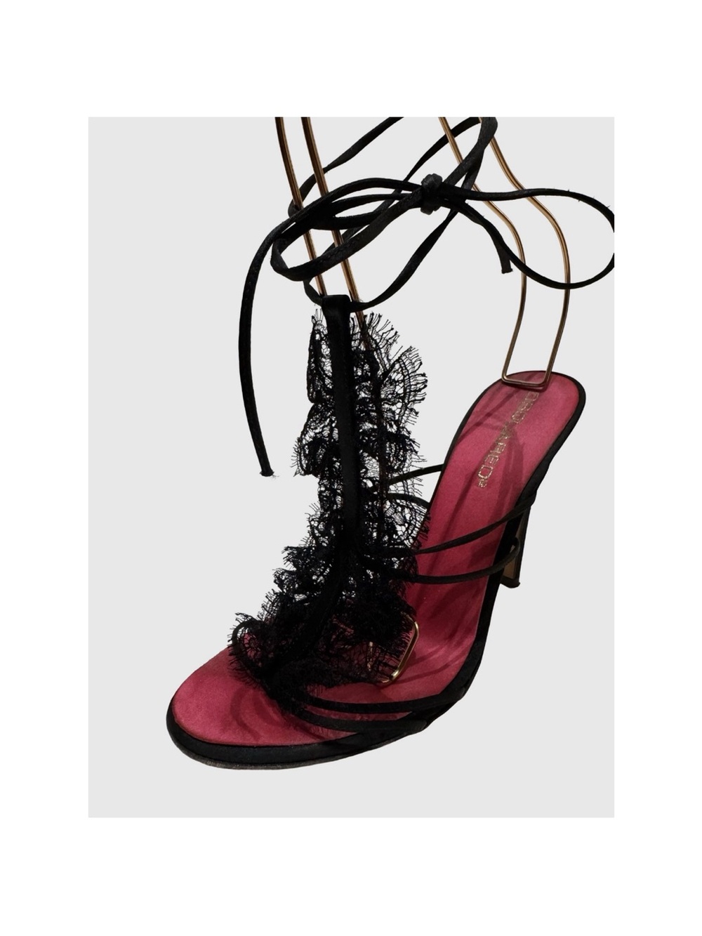ISO Dsquared2 lace dorsay heel